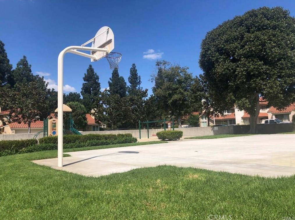 22 Lanciano, Irvine CA  92620-2533 exterior