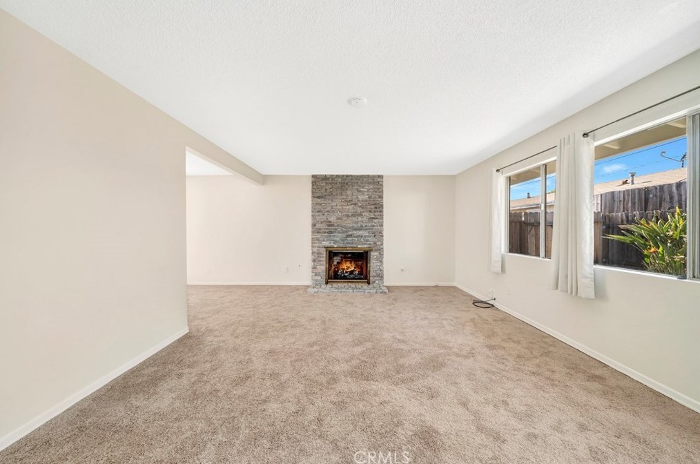 276 Costa Mesa St, Costa Mesa CA  92627-2230 exterior