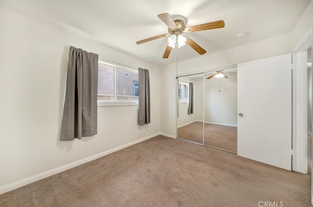 276 Costa Mesa St, Costa Mesa CA  92627-2230 exterior