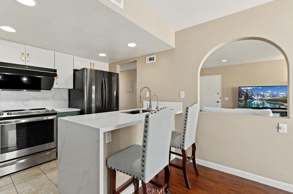 4361 Larwin Ave, Cypress CA  90630-4151 exterior
