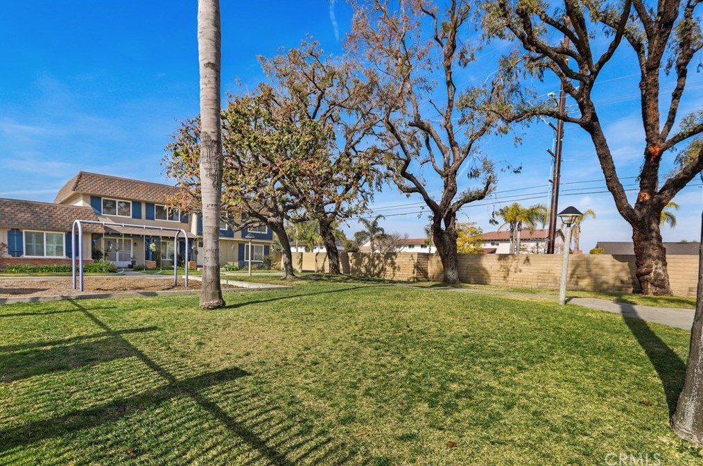 4361 Larwin Ave, Cypress CA  90630-4151 exterior