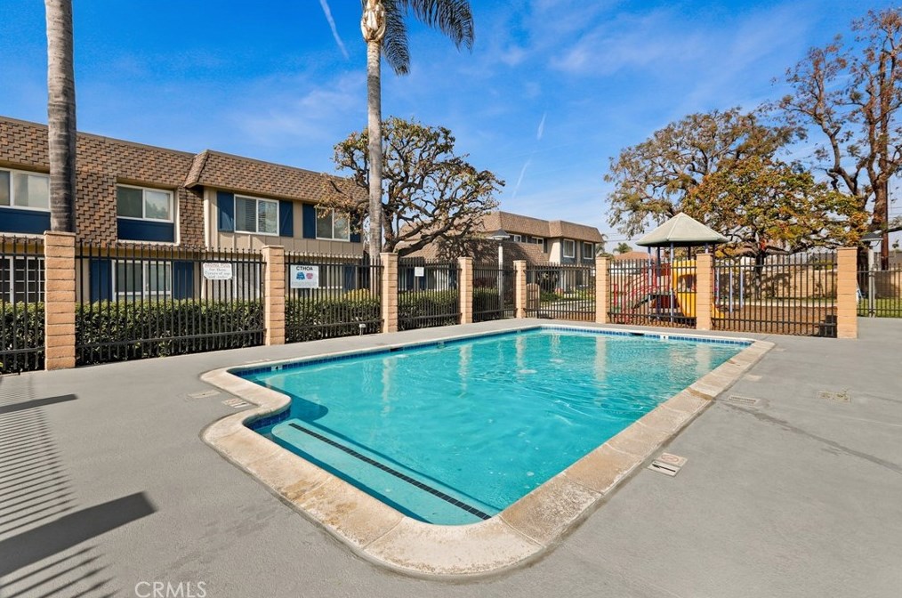 4361 Larwin Ave, Cypress CA  90630-4151 exterior