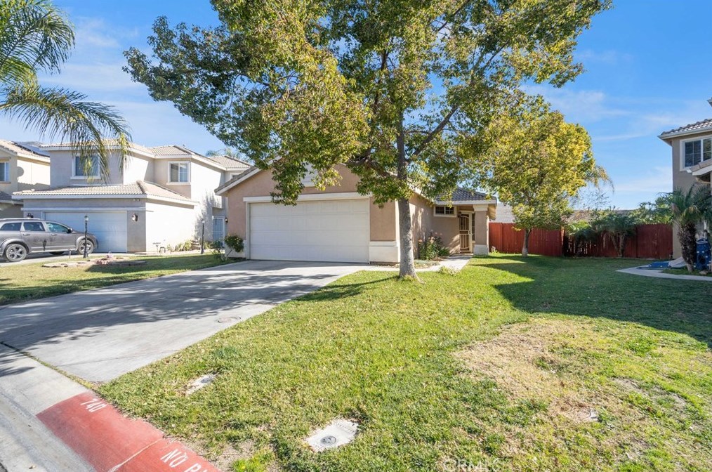 740 Laxford Rd, San Jacinto, CA 92583