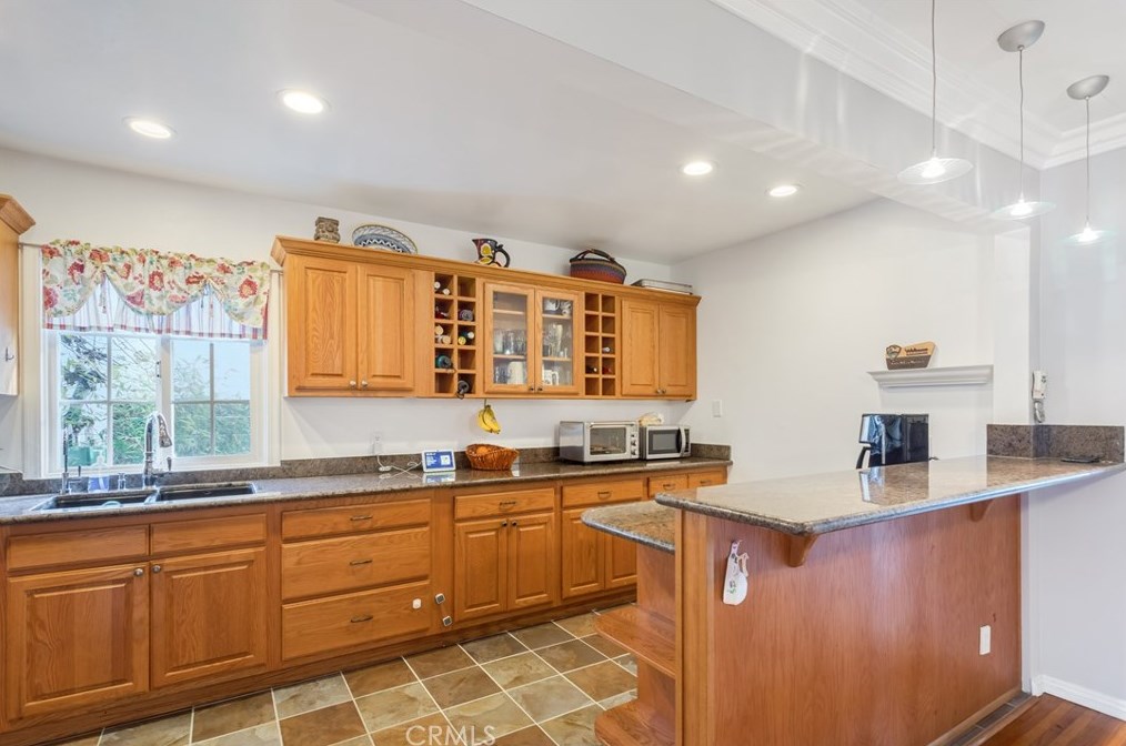 328 Gleason St, Monterey Park CA  91754-7110 exterior