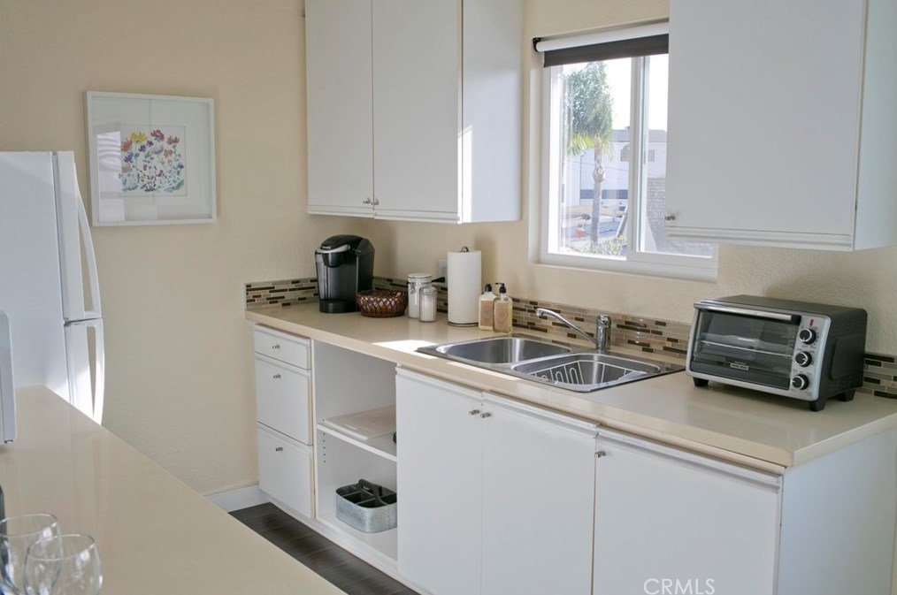 423 Westminster Ave #b, Newport Beach, CA 92663