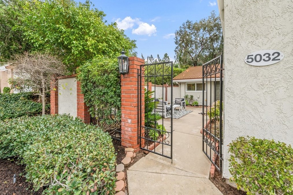5032 Avenida Del Sol, Laguna Beach, CA 92637-1875