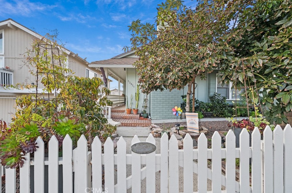 33921 Copper Lantern St, Dana Point CA  92629-2423 exterior