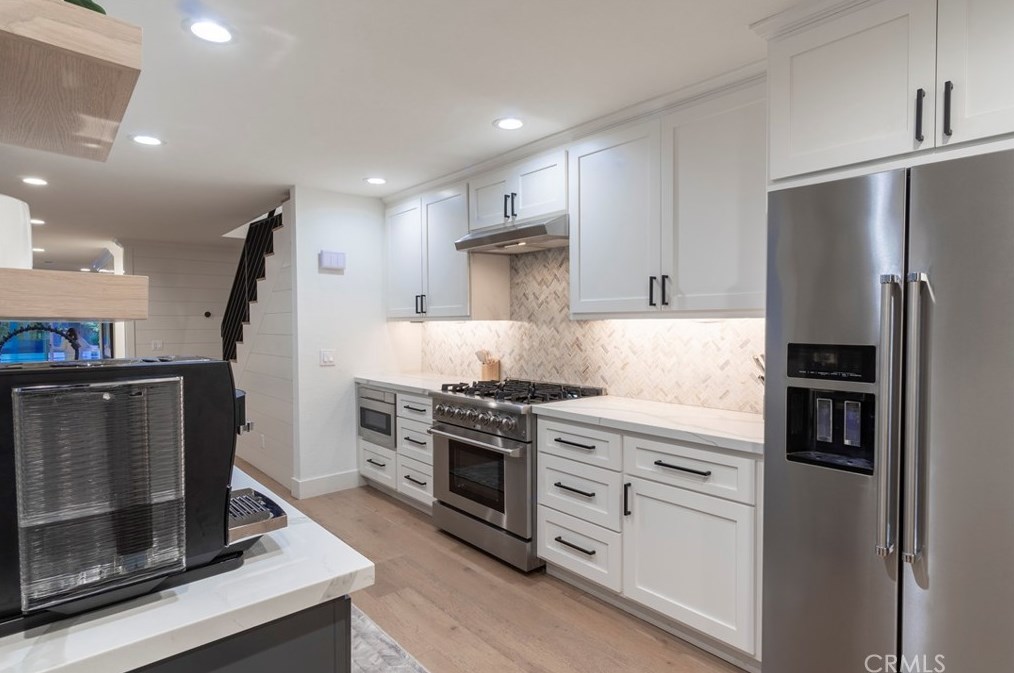 606 21st St, Huntington Beach CA  92648-3319 exterior