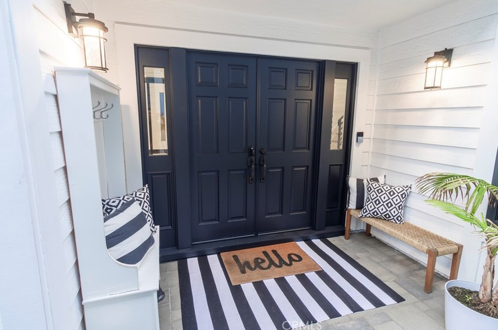 606 21st St, Huntington Beach CA  92648-3319 exterior