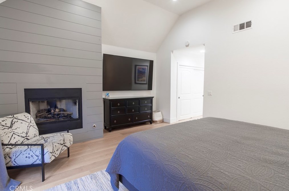 606 21st St, Huntington Beach CA  92648-3319 exterior