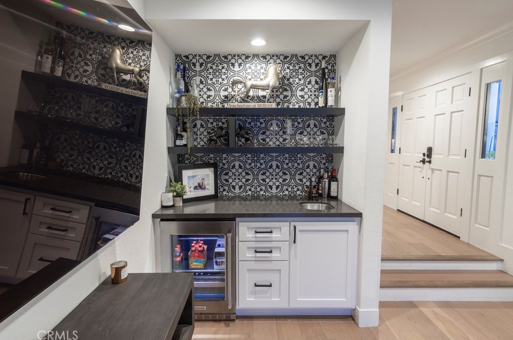 606 21st St, Huntington Beach CA  92648-3319 exterior