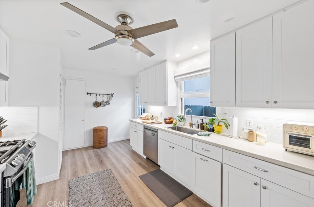 33921 Copper Lantern St, Dana Point CA  92629-2423 exterior