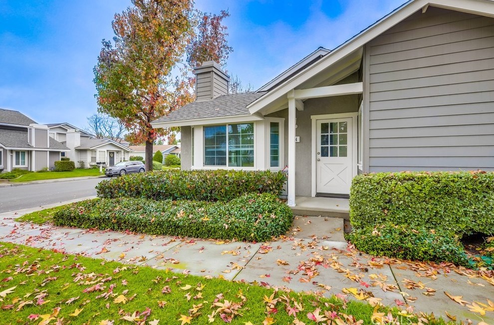 54 Eagle Run, Irvine CA  92614-7934 exterior