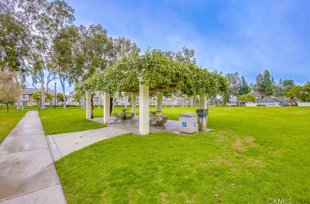 54 Eagle Run, Irvine CA  92614-7934 exterior