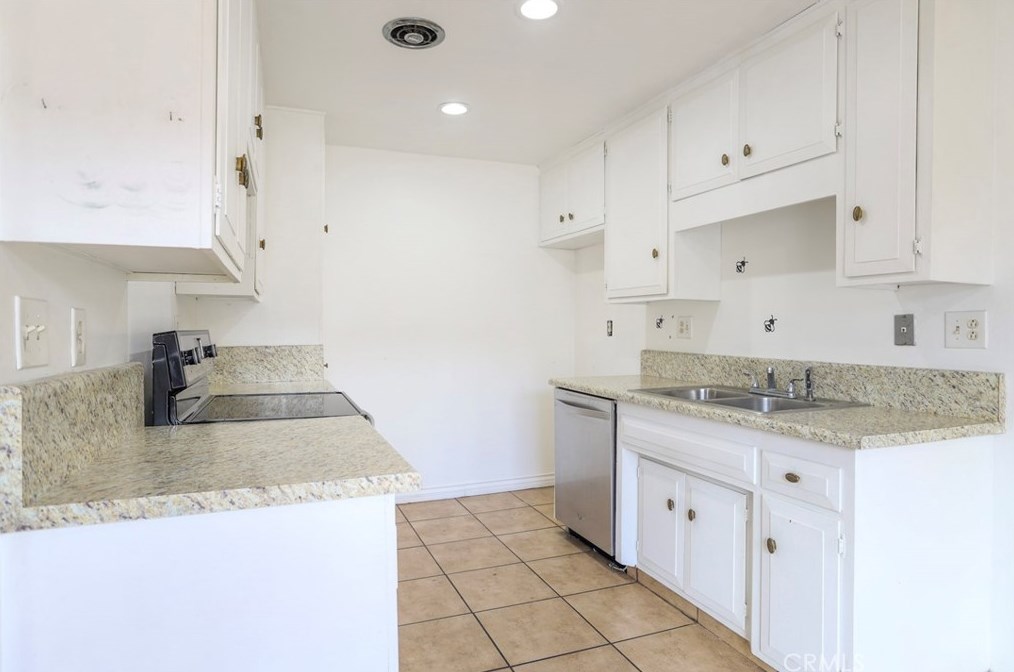 15500 Tustin Village Way #97, Tustin, CA 92780