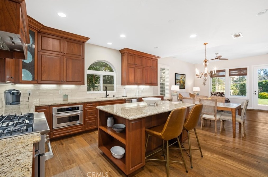 18 Prestwick Ct, Trabuco Canyon CA  92679-5001 exterior