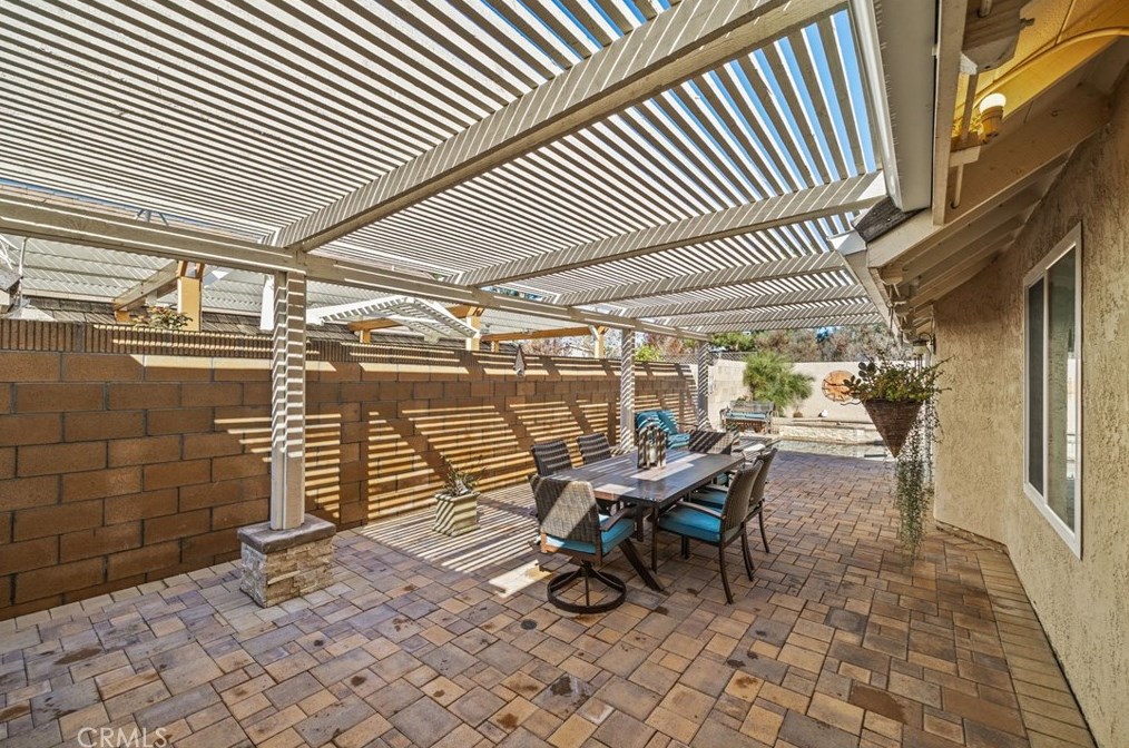 12 Cape Cod, Irvine CA  92620-2711 exterior