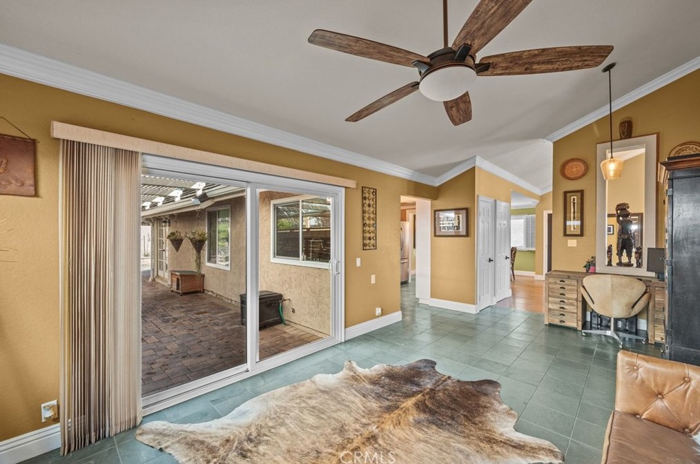 12 Cape Cod, Irvine CA  92620-2711 exterior