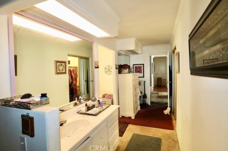 14041 Lake Crest Dr, La Mirada CA  90638-1835 exterior