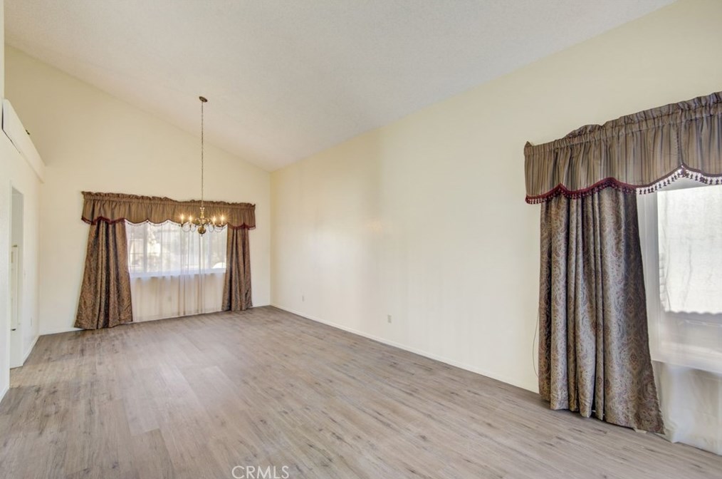 27 Old Wood Rd, Pomona CA  91766-4823 exterior