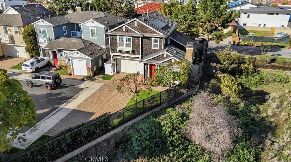 4711 Winthrop Dr, Huntington Beach CA  92649-6418 exterior