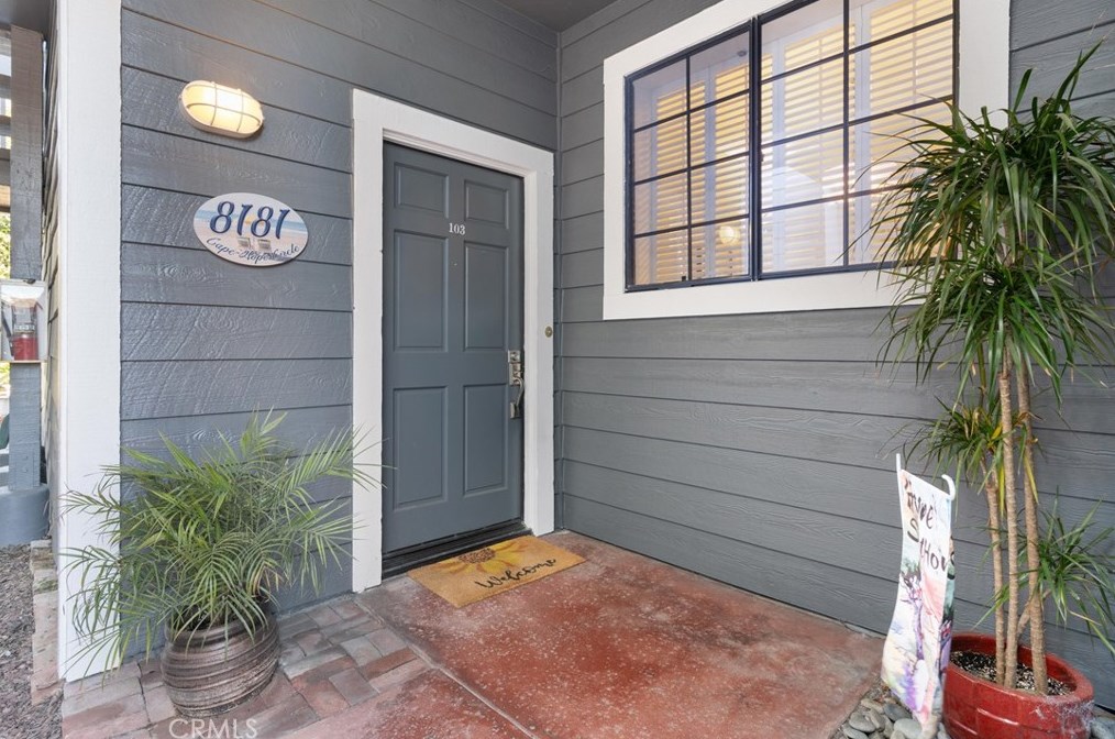 8181 Cape Hope Cir #103, Huntington Beach, CA 92646