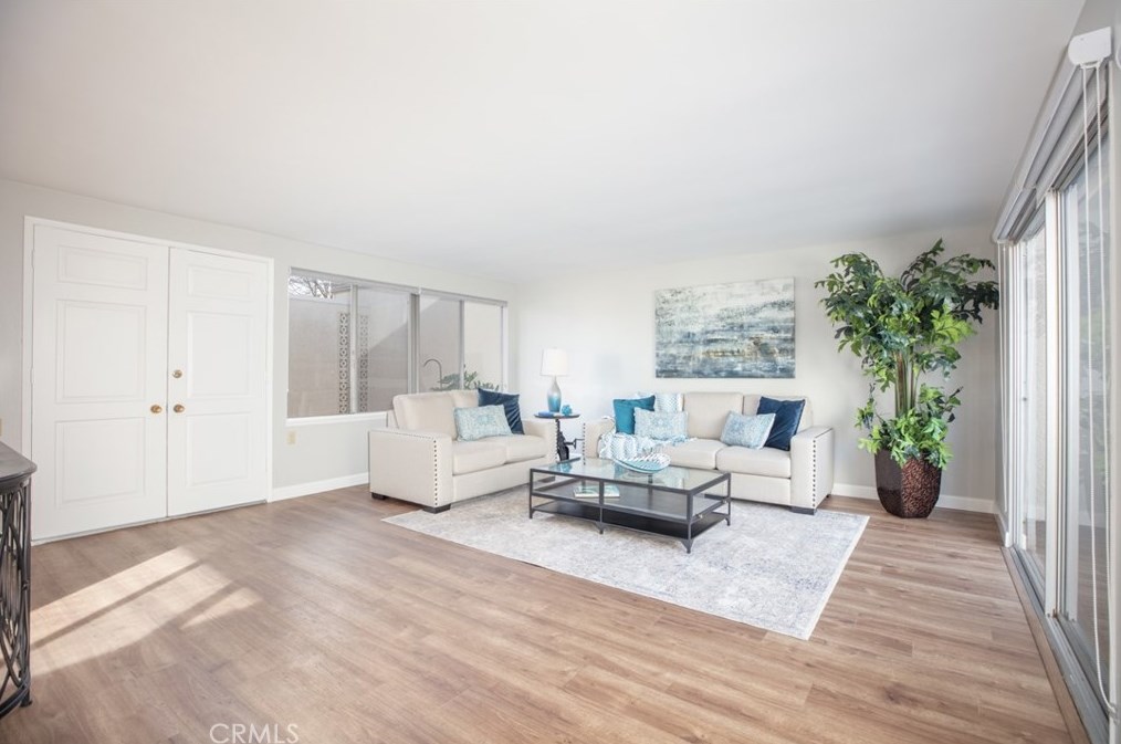572 Avenida Sevilla, Laguna Beach, CA 92637-8346