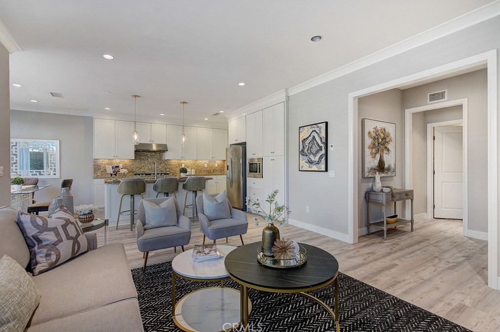 107 Rodeo, Irvine CA  92602 exterior