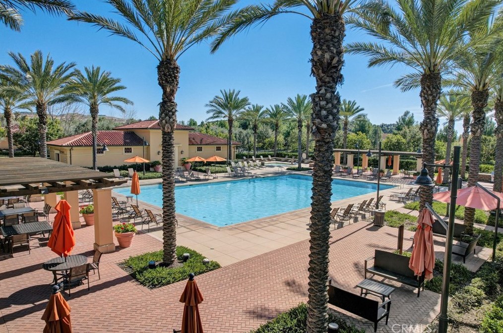 107 Rodeo, Irvine CA  92602 exterior