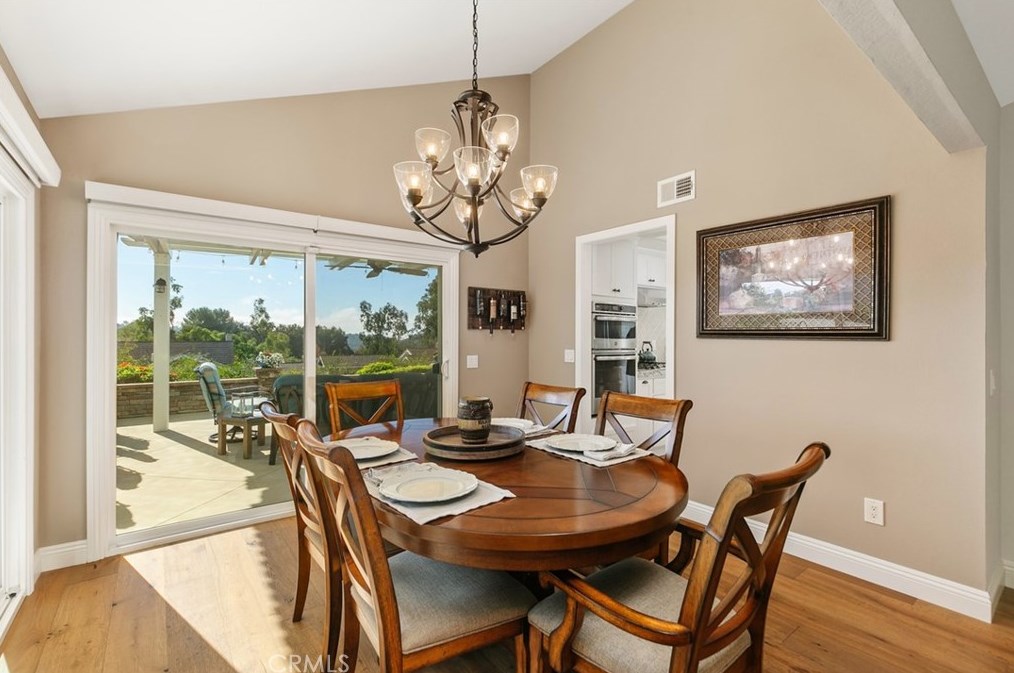 24252 Cherry Hills Pl, Laguna Beach CA  92677-2474 exterior