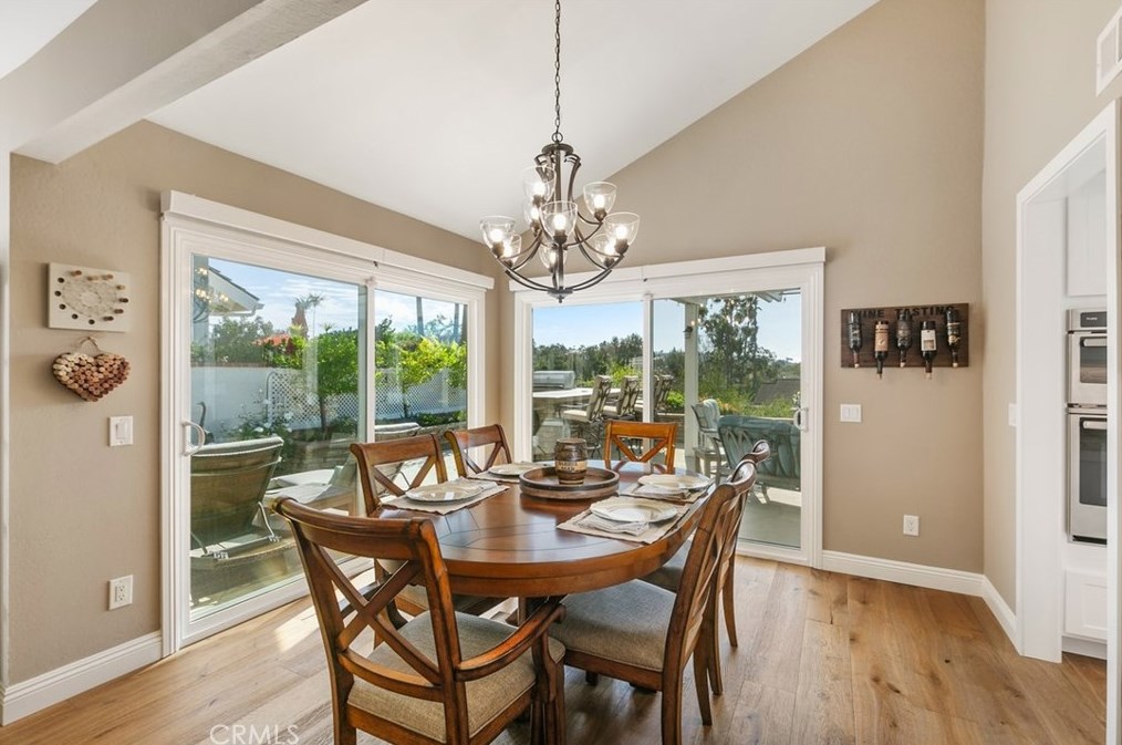 24252 Cherry Hills Pl, Laguna Beach CA  92677-2474 exterior