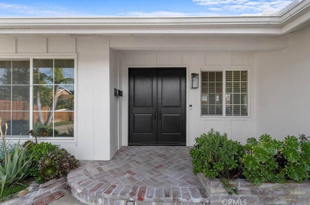 23162 Tulip St, El Toro, CA 92630-4533