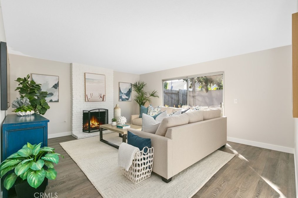 21291 Seaforth Ln, Huntington Beach, CA 92646-7038