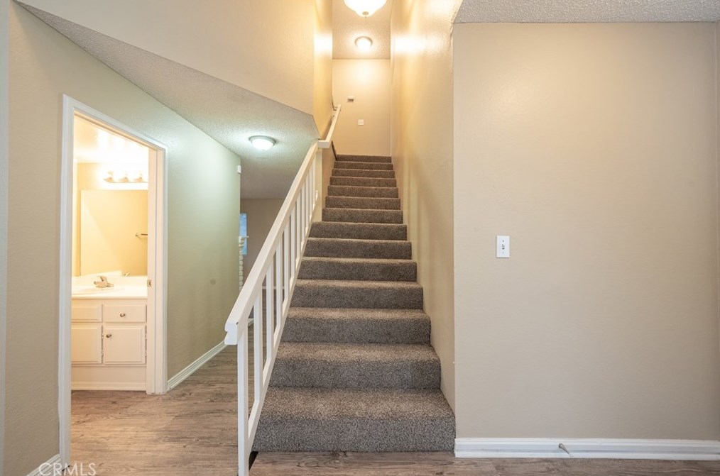 11991 Ocotillo Dr, Fontana CA  92337-2867 exterior