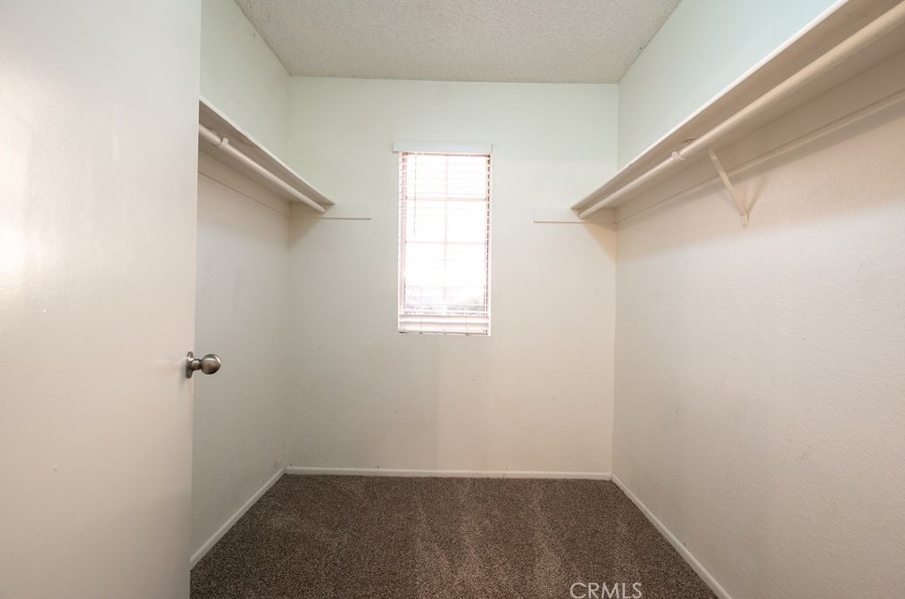 11991 Ocotillo Dr, Fontana CA  92337-2867 exterior