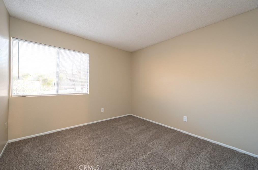 11991 Ocotillo Dr, Fontana CA  92337-2867 exterior
