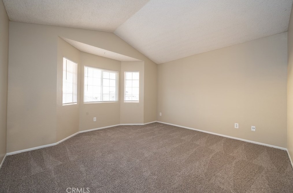 11991 Ocotillo Dr, Fontana CA  92337-2867 exterior