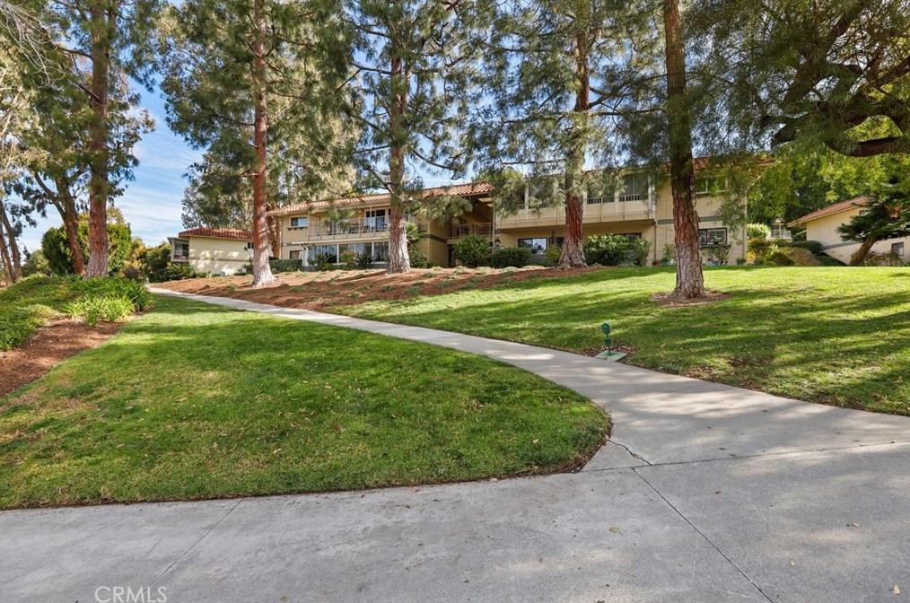 847 Ronda Mendoza, Laguna Beach CA  92637-5925 exterior