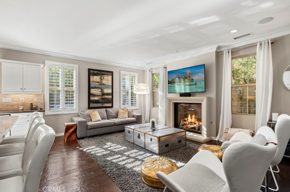 317 Bronze, Irvine, CA 92618