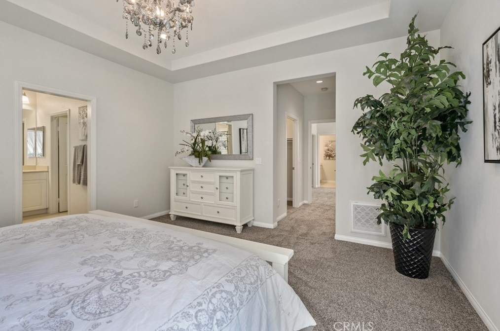 61 Serenity, Irvine CA  92618-1511 exterior