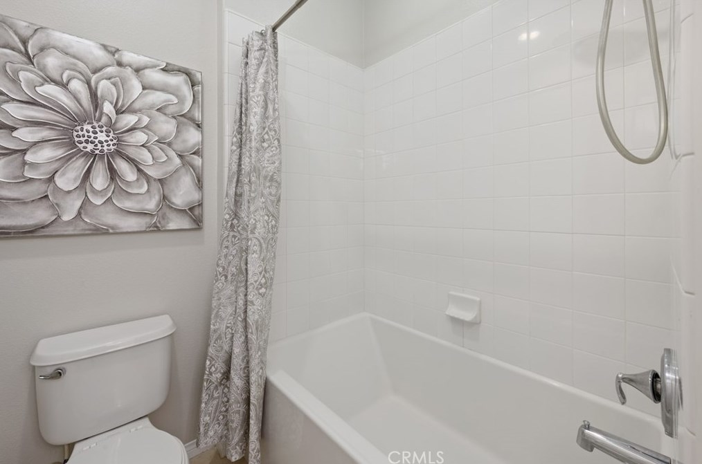 61 Serenity, Irvine CA  92618-1511 exterior