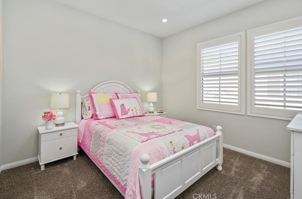 61 Serenity, Irvine CA  92618-1511 exterior