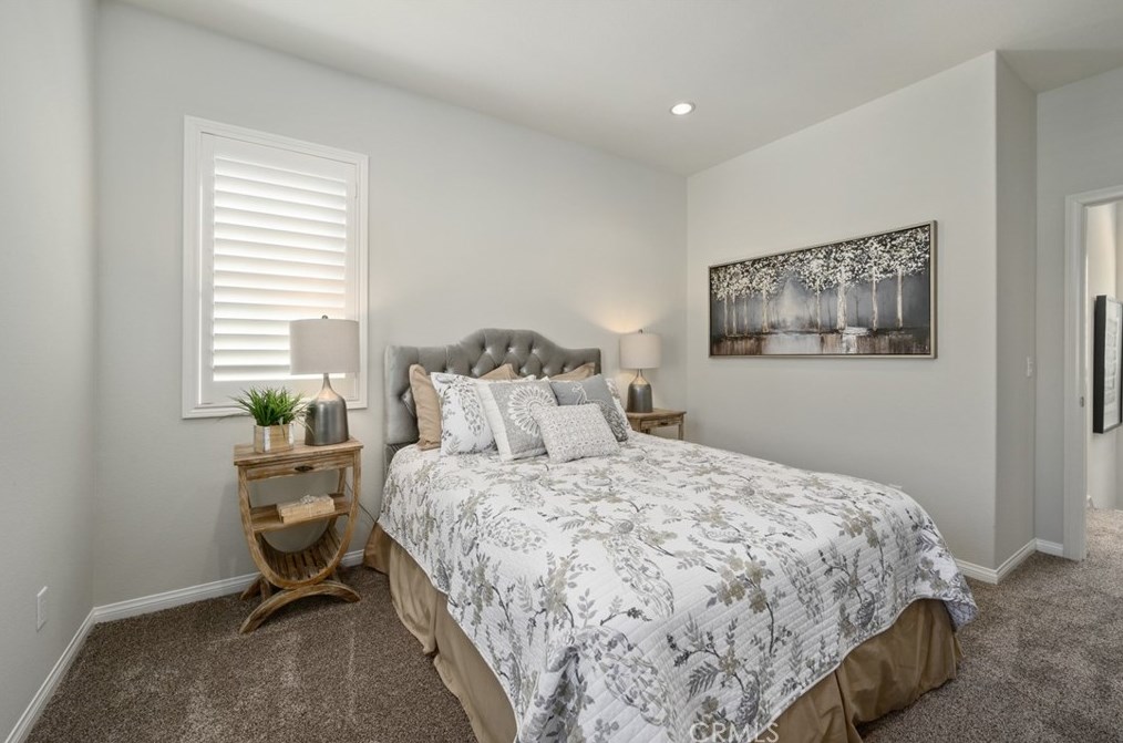 61 Serenity, Irvine CA  92618-1511 exterior