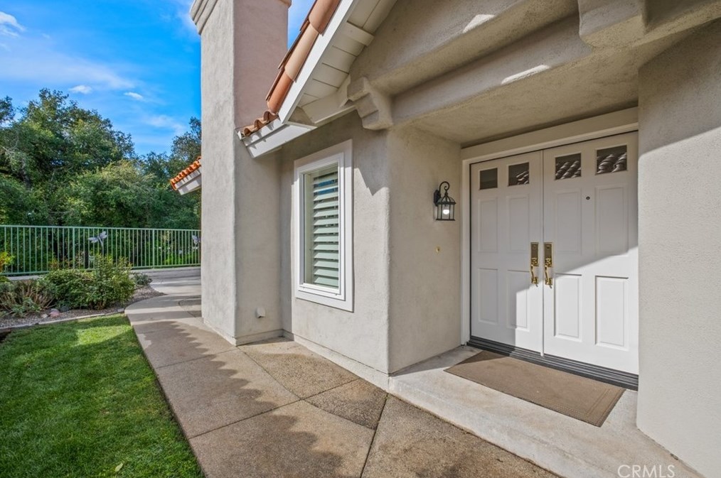2 Malaquita, Trabuco Canyon CA  92679-4147 exterior