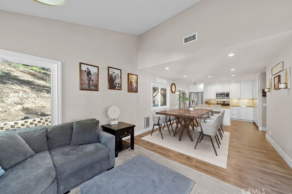19 Calle Albarda, Trabuco Canyon, CA 92688