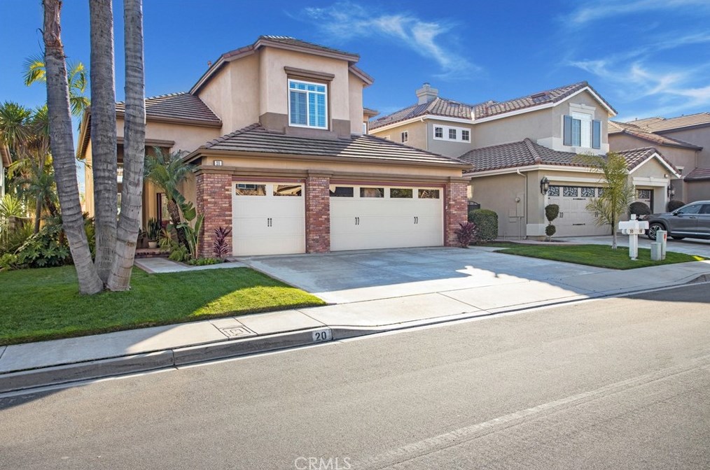 20 Via Perico, Trabuco Canyon, CA 92688