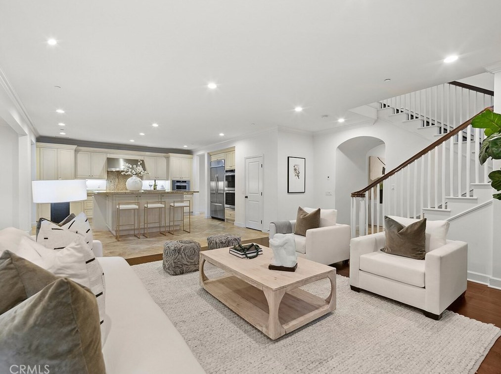 62 Livia, Irvine CA  92618-0102 exterior