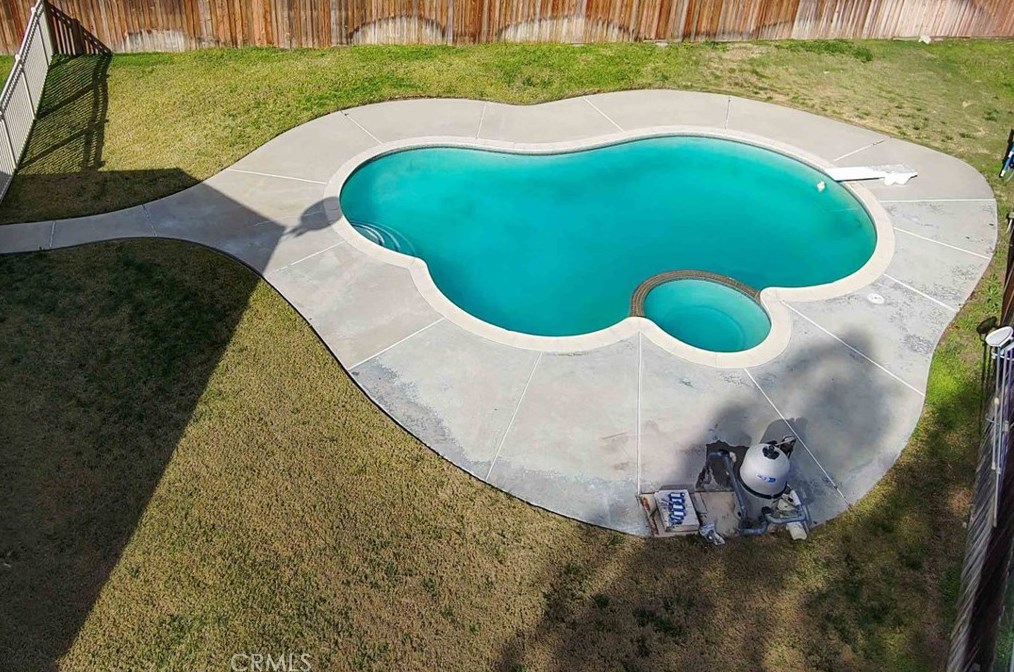6818 Canoga Pl, Riverside CA  92504-2101 exterior