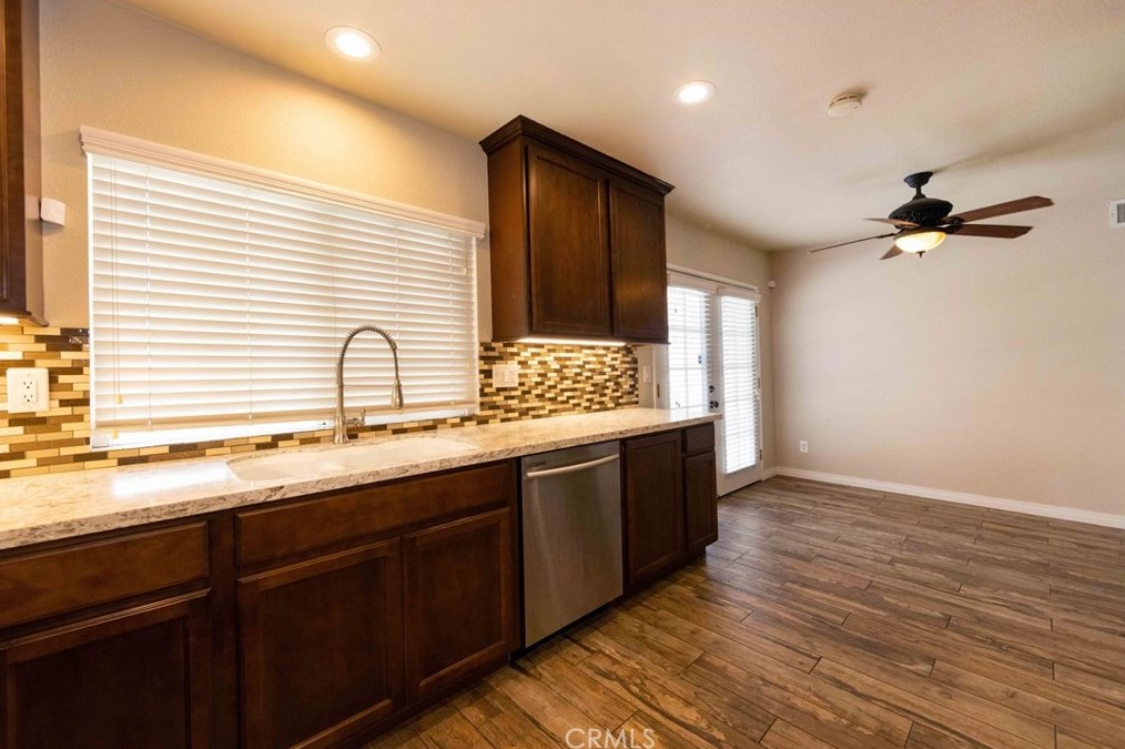 6818 Canoga Pl, Riverside CA  92504-2101 exterior