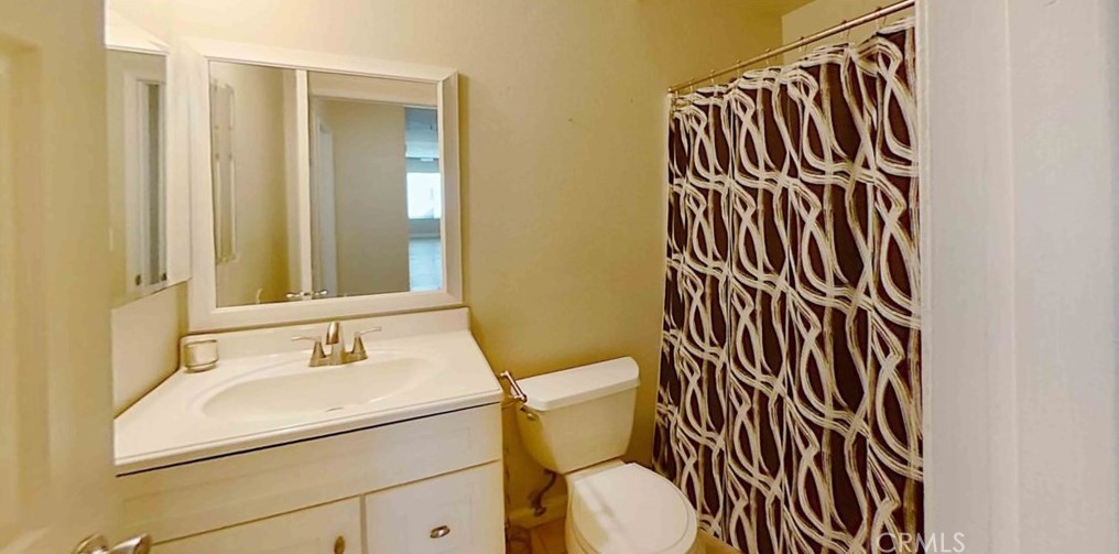 6818 Canoga Pl, Riverside CA  92504-2101 exterior